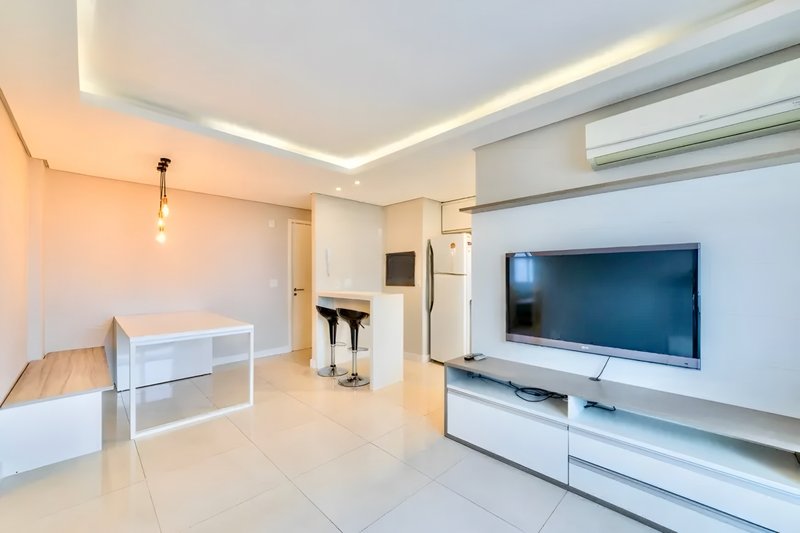 R$ 680.000 - NEO 360 LIVING DESIGN - 65M2 - 2 DORM - SACADA - VISTA - 2 VAGAS Rua Gutemberg Porto Alegre - 