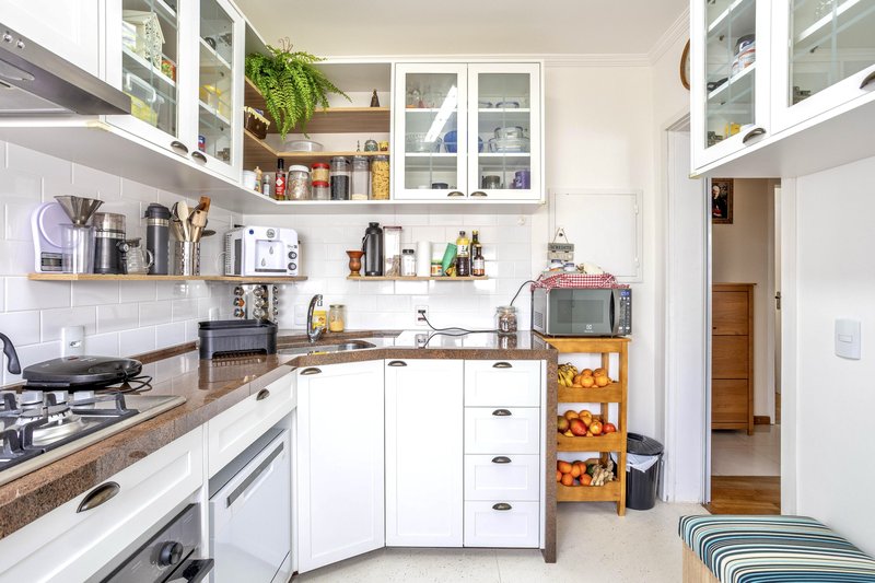 R$ 680.000 - EXCLUSIVIDADE - PORTEIRA FECHADA - APARTAMENTO - 99M2 - 3 DORM - 1 VAGA Rua Garibaldi Porto Alegre - 