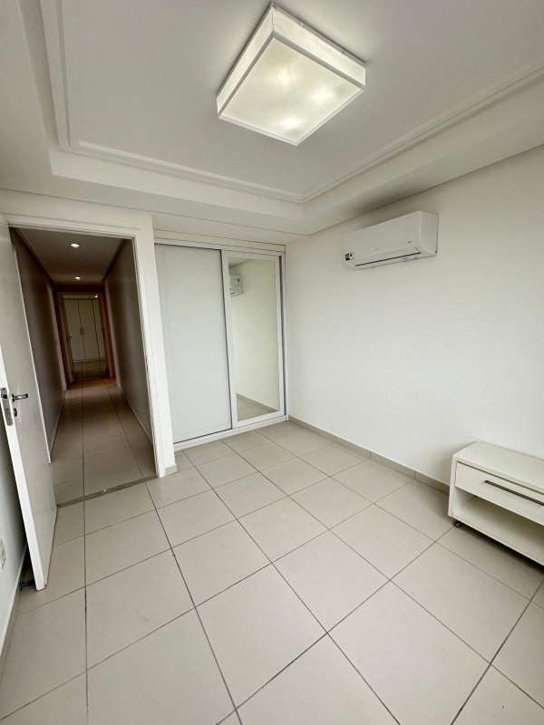 Apartamento à venda com 4 quartos sendo 2 suíte, 174m² área útil por R$ 2.000.000,00 Rua Ana Camelo da Silva Recife - 