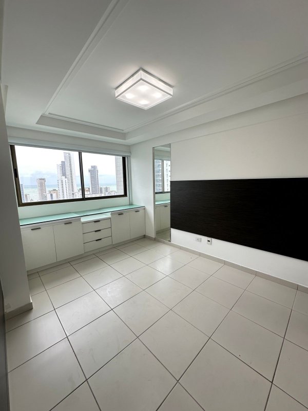 Apartamento à venda com 4 quartos sendo 2 suíte, 174m² área útil por R$ 2.000.000,00 Rua Ana Camelo da Silva Recife - 