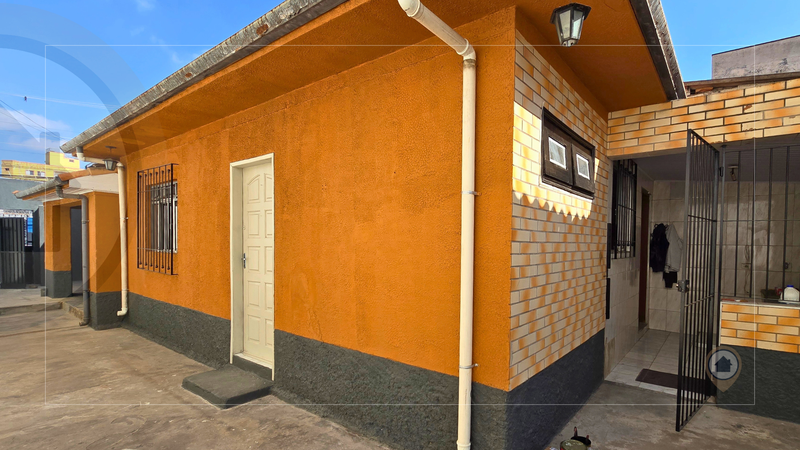 CASA TÉRREA À VENDA COM 100 M² | 2 QUARTOS | 1 SUÍTE | 4 VAGAS | VILA GALVÃO/GUARULHOS!  Guarulhos - 