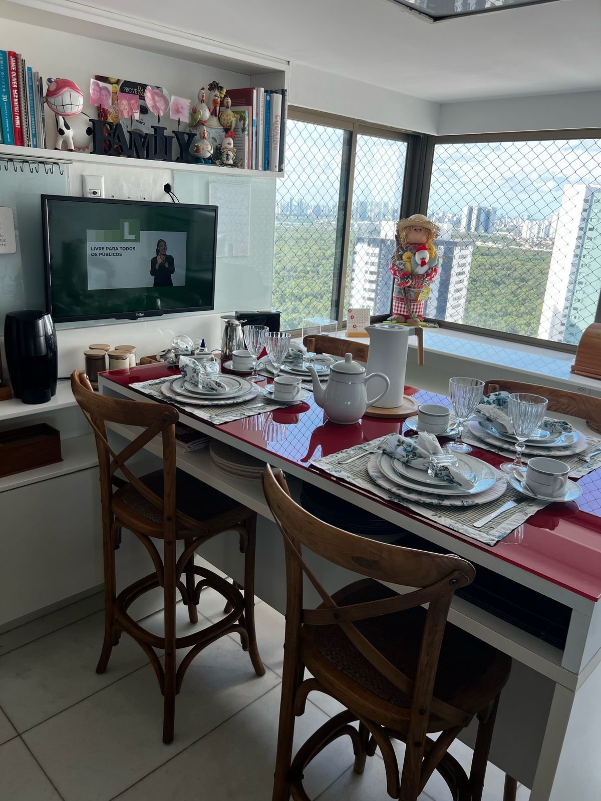 Apartamento para alugar com 3 quartos, 180m² - Foto 8