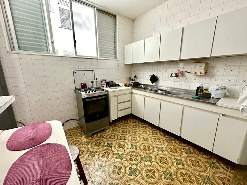 APARTAMENTO NASCENTE 3 QUARTOS SUÍTE DEPENDÊNCIA COMPLETA GARAGEM À VENDA NA BARRA! Rua Lord Cochrane Salvador - 