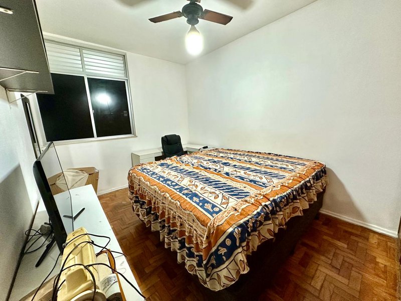 APARTAMENTO NASCENTE 3 QUARTOS SUÍTE DEPENDÊNCIA COMPLETA GARAGEM À VENDA NA BARRA! Rua Lord Cochrane Salvador - 
