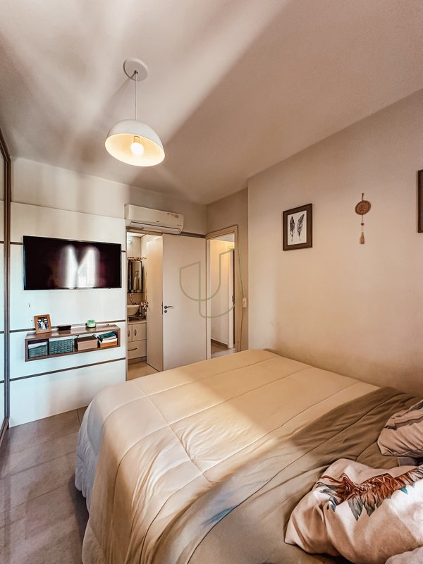 Apartamento com 3 Dormitórios no Edifício Soleil Rua Geraldo Vieira São José dos Campos - 