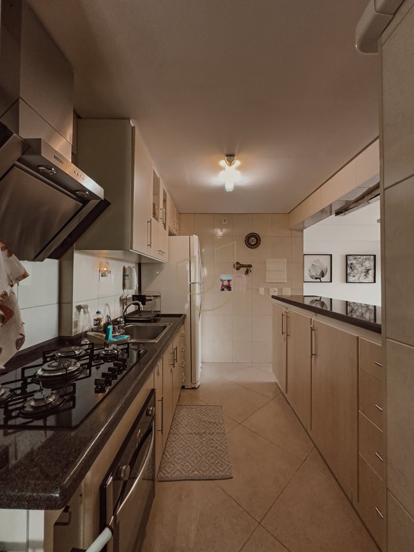 Apartamento com 3 Dormitórios no Edifício Soleil Rua Geraldo Vieira São José dos Campos - 