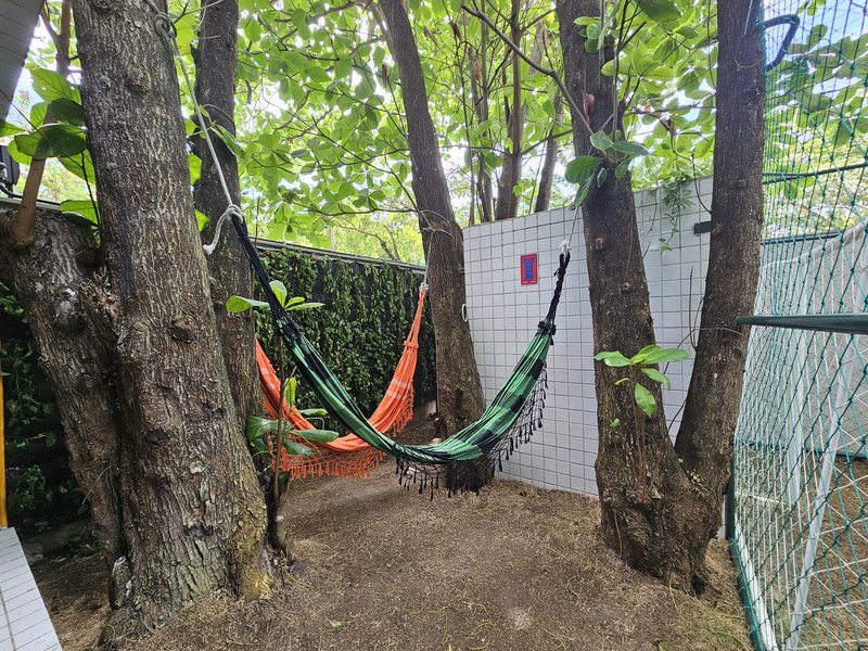 3 quartos (2 suítes). 58m². 1 vaga de garagem. Andar alto Rua Marechal Juarez Távora Recife - 