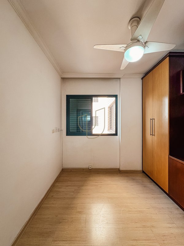 Apartamento com 4 Dormitórios no Esplanada Park Rua Laurent Martins São José dos Campos - 