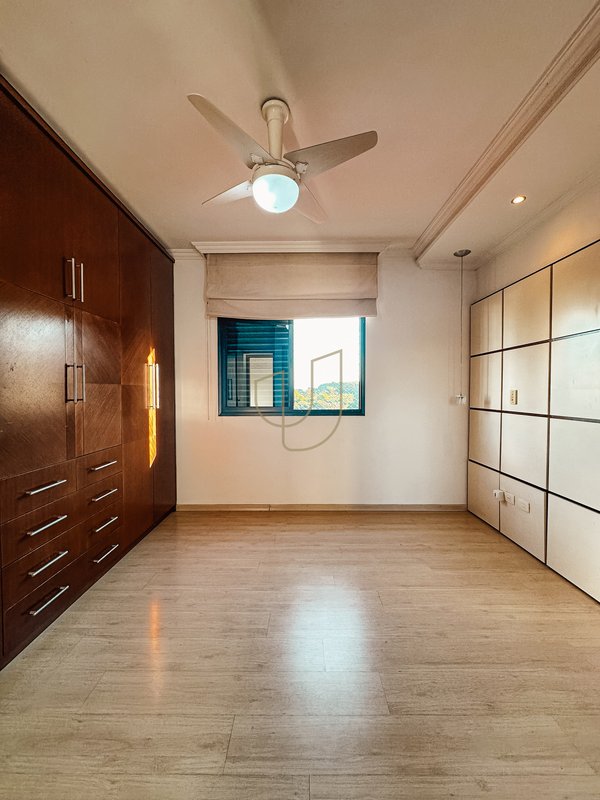 Apartamento com 4 Dormitórios no Esplanada Park Rua Laurent Martins São José dos Campos - 