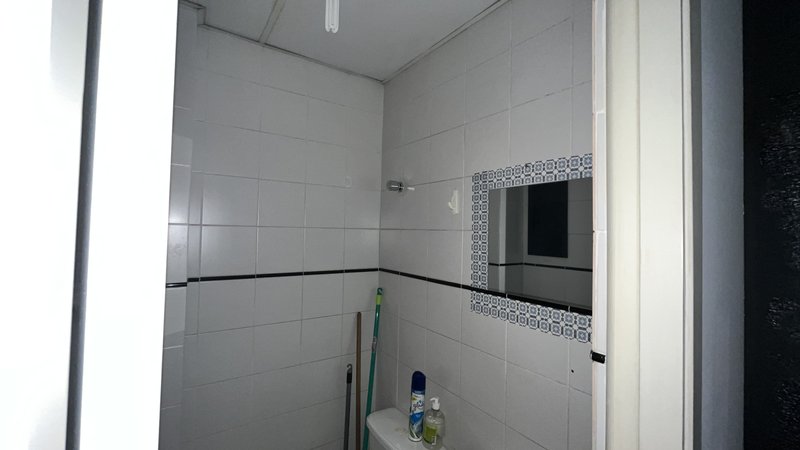 Conjunto Comercial com 37m² na Lapa Rua Domingos Rodrigues São Paulo - 