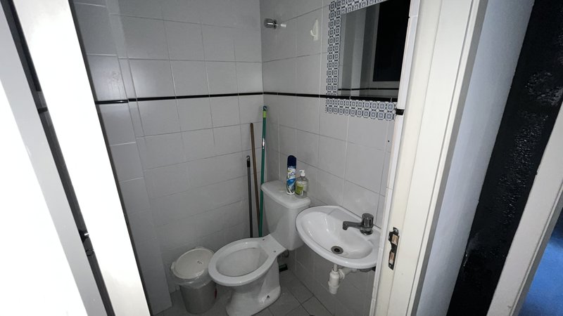 Conjunto Comercial com 37m² na Lapa Rua Domingos Rodrigues São Paulo - 