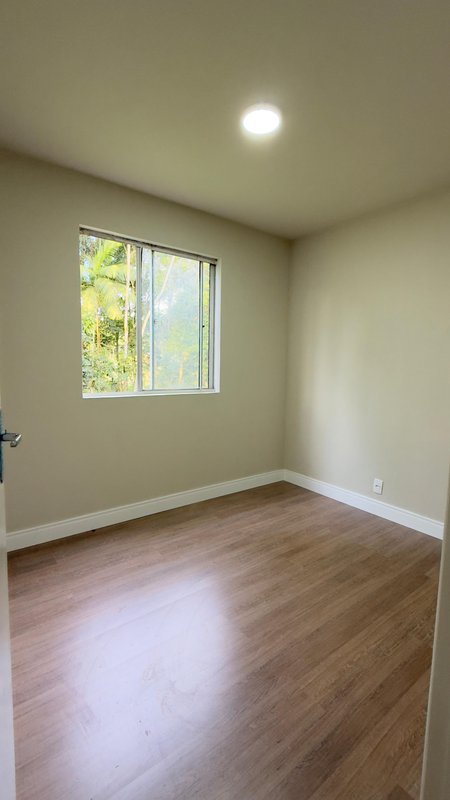 APARTAMENTO COM 2 DORMITÓRIOS NO PAQUETA  Brusque - 