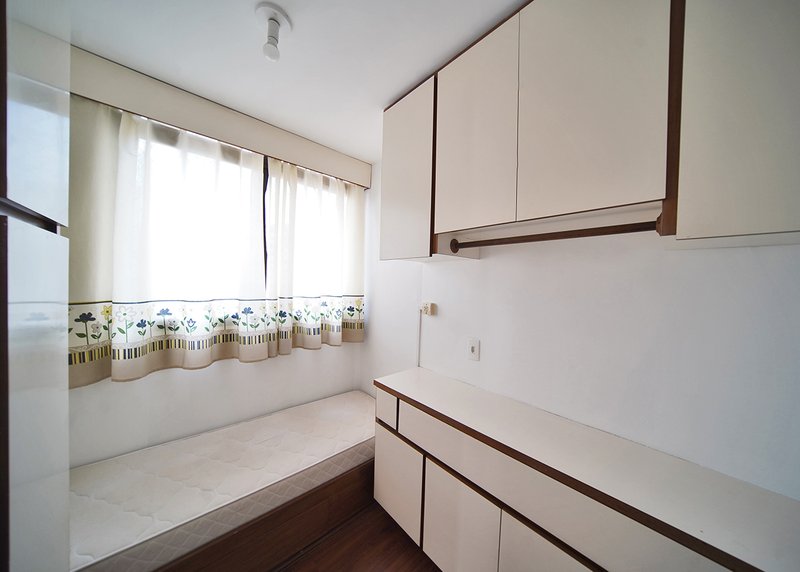 Apartamento com 215m² no Paraíso 3 suítes 3 vagas Rua Carlos Steinen São Paulo - 
