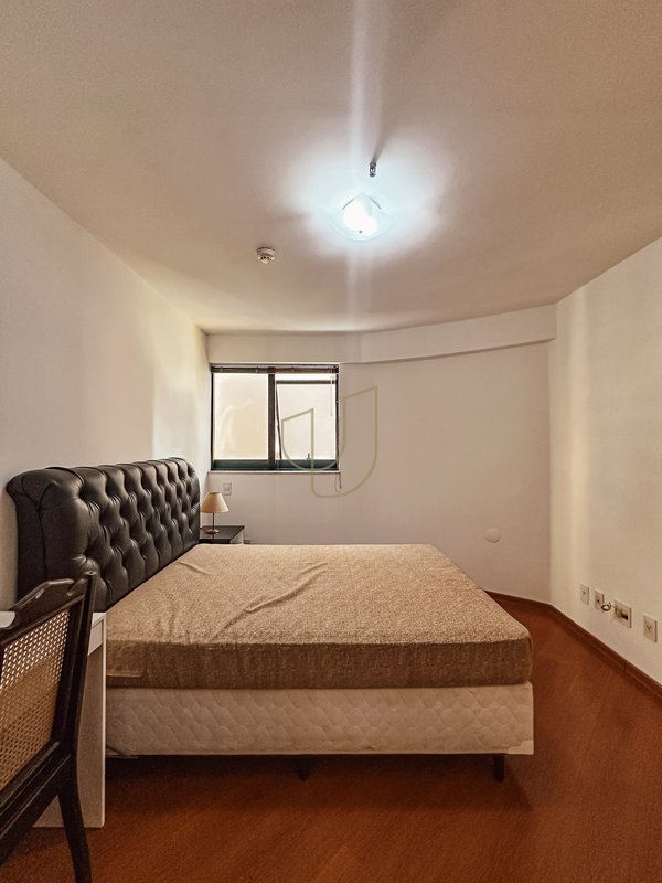 Apartamento Duplex com 2 Dormitórios no Mondrian Suíte Hotel Rua do Aruana São José dos Campos - 