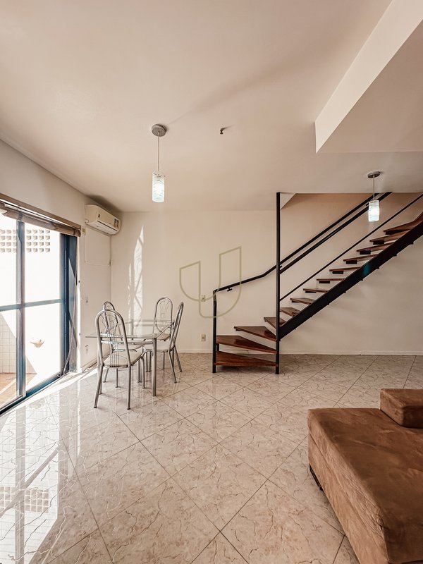 Apartamento Duplex com 2 Dormitórios no Mondrian Suíte Hotel Rua do Aruana São José dos Campos - 