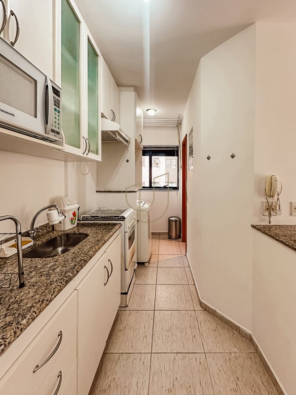 Apartamento Duplex com 2 Dormitórios no Mondrian Suíte Hotel Rua do Aruana São José dos Campos - 