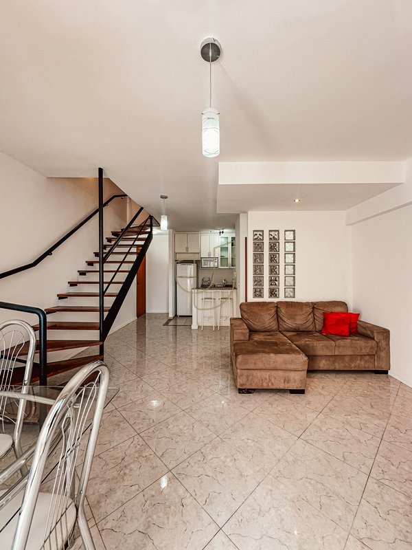 Apartamento Duplex com 2 Dormitórios no Mondrian Suíte Hotel Rua do Aruana São José dos Campos - 