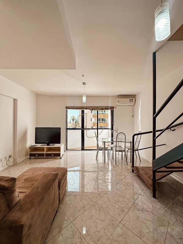 Apartamento Duplex com 2 Dormitórios no Mondrian Suíte Hotel Rua do Aruana São José dos Campos - 