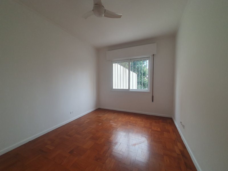 Apartamento 136m² em Pinheiros 3 dorms sendo 1 suíte 1 vaga Rua Arruda Alvim São Paulo - 