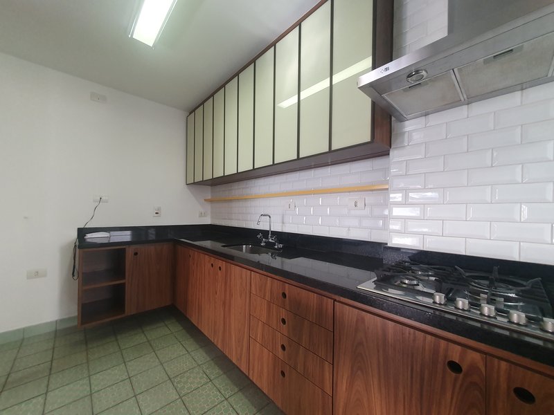 Apartamento 94m² na Vila Olímpia 2 suítes 2 vagas Rua Helena São Paulo - 