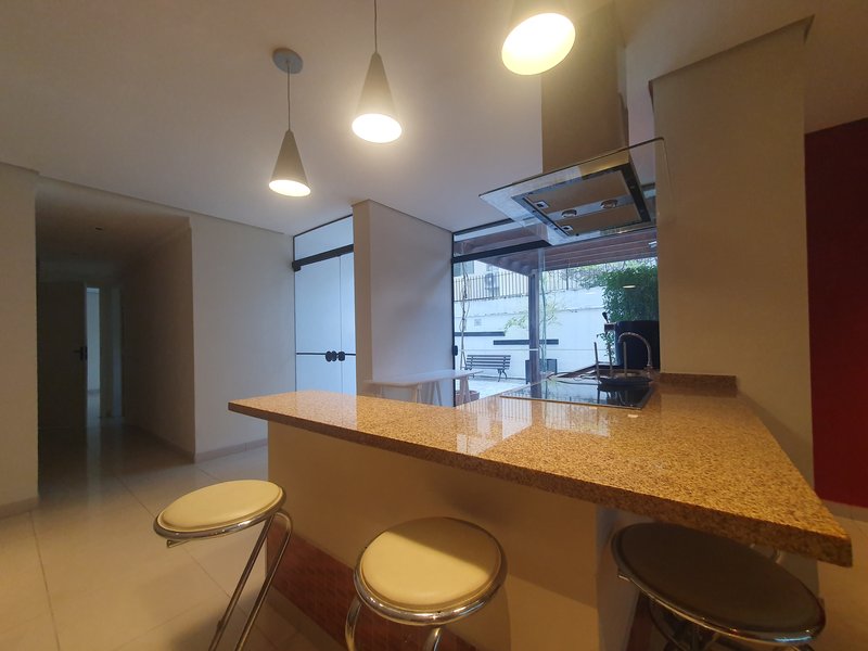 Apartamento 94m² na Vila Olímpia 2 suítes 2 vagas Rua Helena São Paulo - 