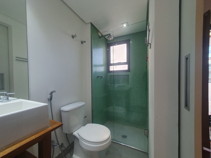 Apartamento 94m² na Vila Olímpia 2 suítes 2 vagas Rua Helena São Paulo - 