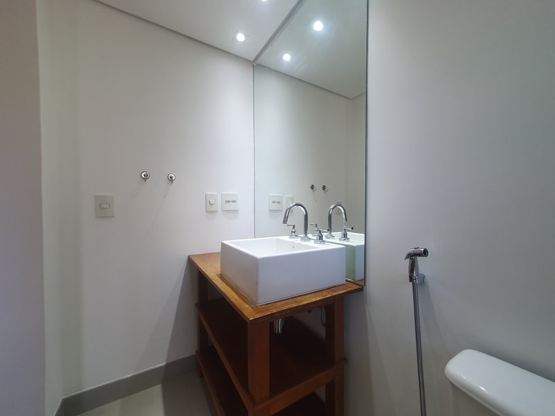 Apartamento 94m² na Vila Olímpia 2 suítes 2 vagas Rua Helena São Paulo - 