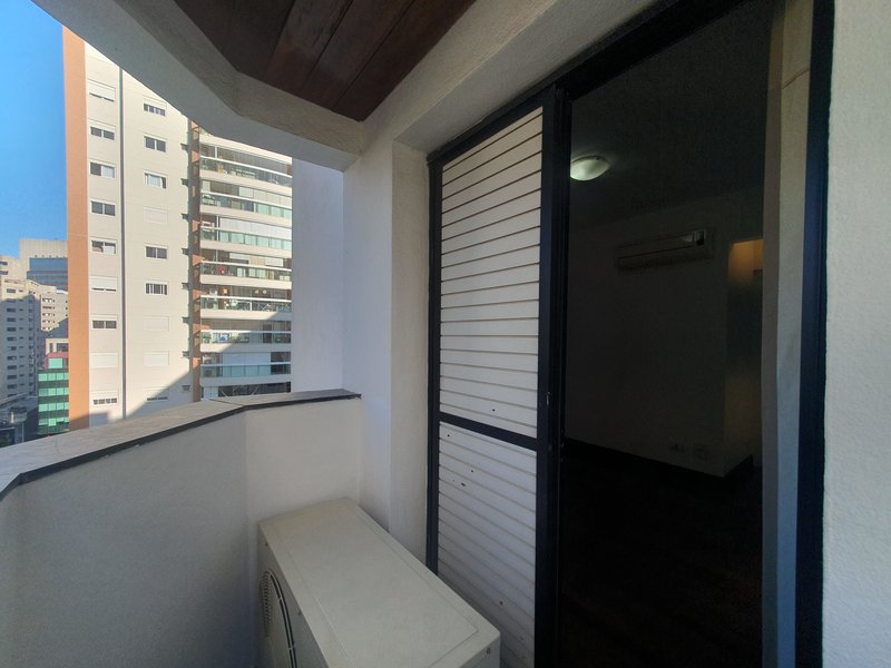 Apartamento 94m² na Vila Olímpia 2 suítes 2 vagas Rua Helena São Paulo - 