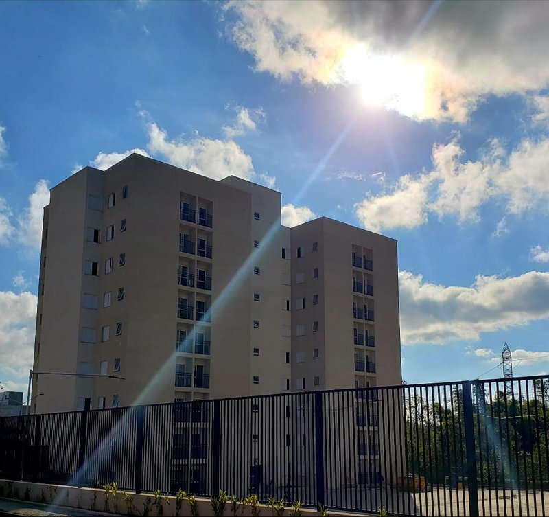 Apartamento 2 Dormitórios com Varanda e Lazer no Alvarinho  Mogi das Cruzes - 