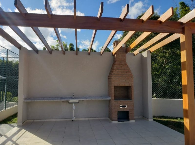 Apartamento 2 Dormitórios com Varanda e Lazer no Alvarinho  Mogi das Cruzes - 