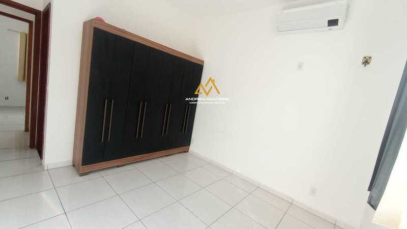 Casa com 2 Quartos, sendo 1 suíte à venda, 70 m² por R$ 330.000 - Jardim Atlântico Central  Maricá - 