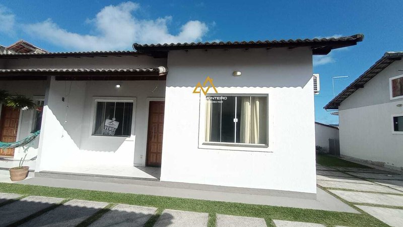 Casa com 2 Quartos, sendo 1 suíte à venda, 70 m² por R$ 330.000 - Jardim Atlântico Central  Maricá - 