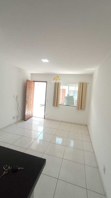 Casa com 2 Quartos, sendo 1 suíte à venda, 70 m² por R$ 330.000 - Jardim Atlântico Central  Maricá - 