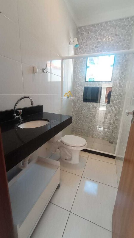 Casa com 2 Quartos, sendo 1 suíte à venda, 70 m² por R$ 330.000 - Jardim Atlântico Central  Maricá - 