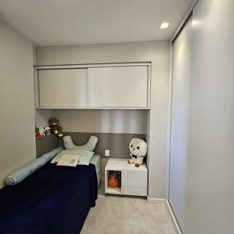 Apartamento à venda com 3 quartos sendo uma suíte, 75m² área útil por R$ 520.000,00 Rua Barão de Santo Ângelo Recife - 