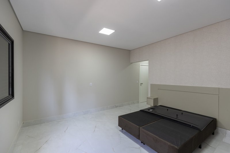 Casa à Venda Condomínio Verona, Jardim Botânico, Ribeirão Preto/SP Avenida Giuseppe Cilento Ribeirão Preto - 