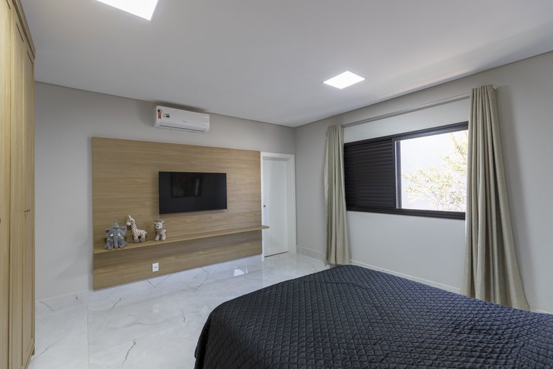 Casa à Venda Condomínio Verona, Jardim Botânico, Ribeirão Preto/SP Avenida Giuseppe Cilento Ribeirão Preto - 