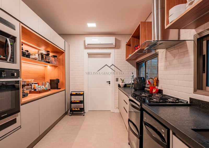 Tambor&eacute; 11 - Casa Alto Padr&atilde;o Avenida Honório Alvares Penteado Santana de Parnaíba - 