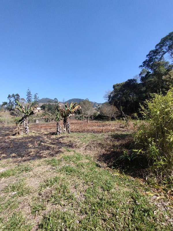 Terreno com boa topografia à venda no bairro da Boa Vista  Igaratá - 