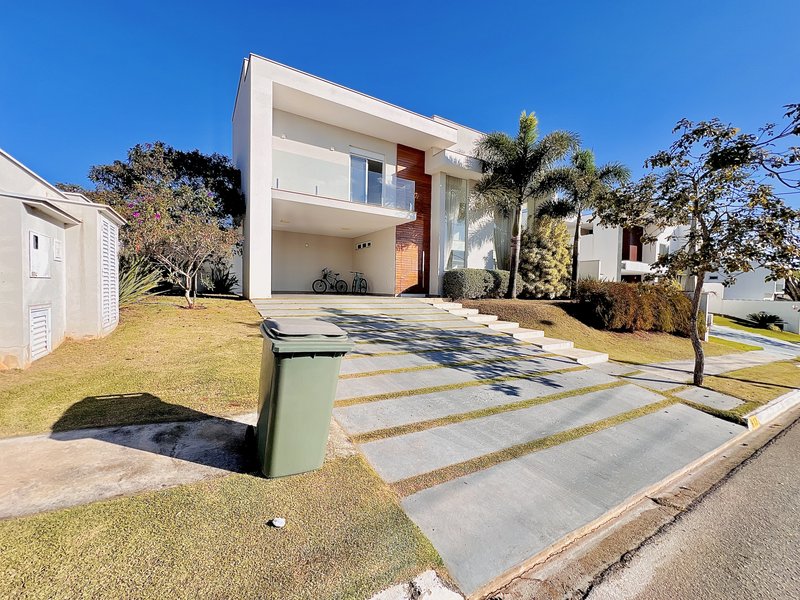 🏡 Alto Padrão, Vista Deslumbrante e Muito Charme em terreno de 1.000m² Alameda Nantes Sorocaba - 