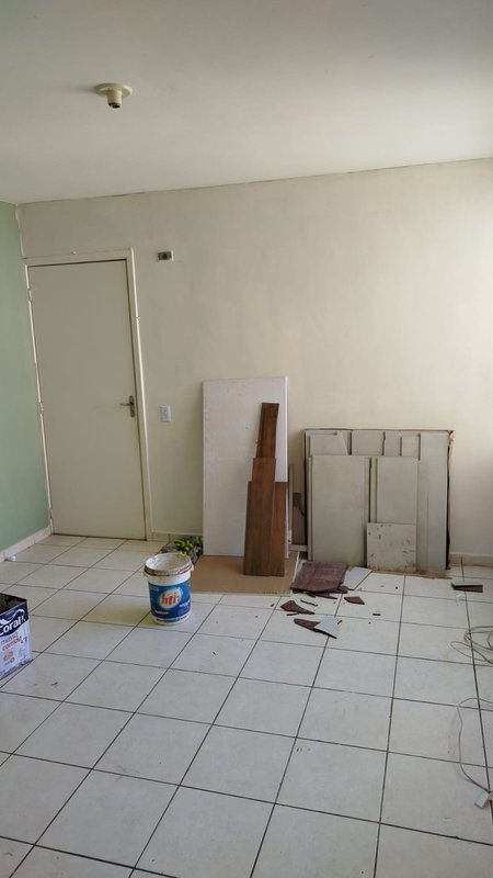 Apartamento - Condomínio Varsóvia Rua Sezefredo Fagundes Franco da Rocha - 
