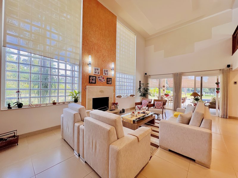 🏡 Exclusividade e Sofisticação ao Lado do Campo de Golfe  Araçoiaba da Serra - 