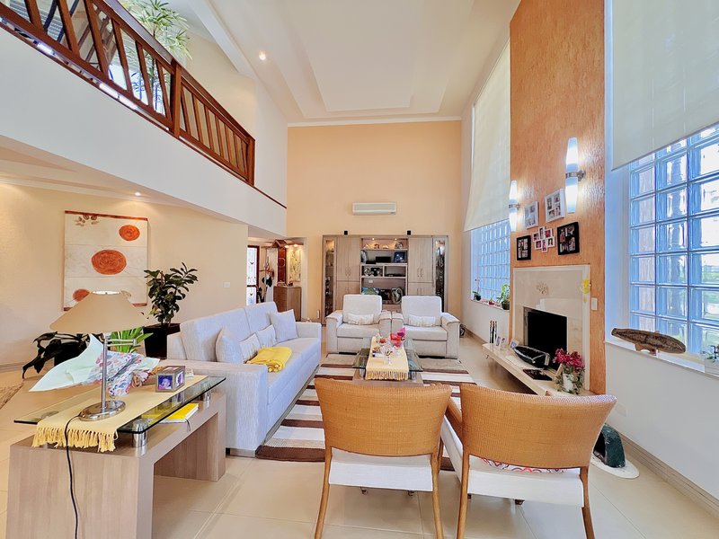 🏡 Exclusividade e Sofisticação ao Lado do Campo de Golfe  Araçoiaba da Serra - 