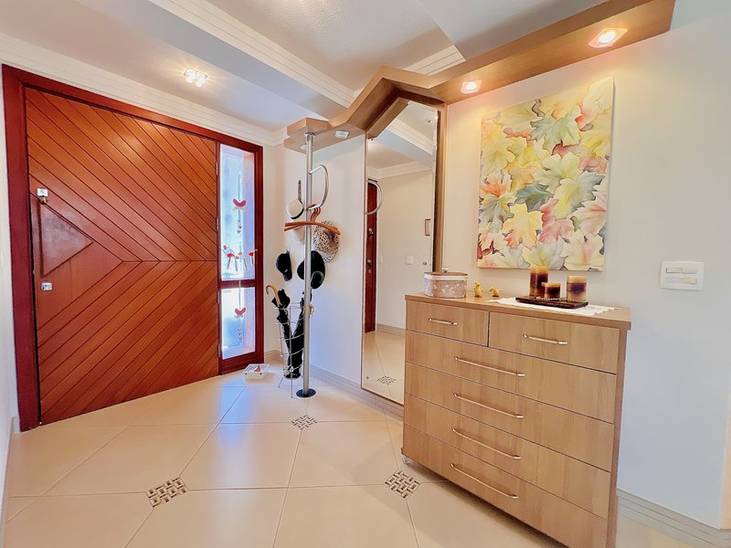 🏡 Exclusividade e Sofisticação ao Lado do Campo de Golfe  Araçoiaba da Serra - 