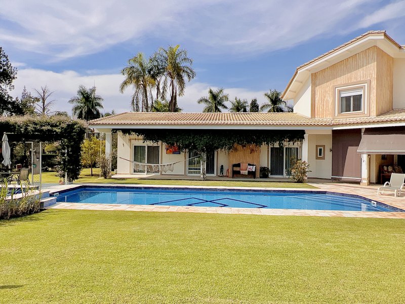 🏡 Exclusividade e Sofisticação ao Lado do Campo de Golfe  Araçoiaba da Serra - 