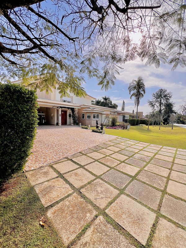 🏡 Exclusividade e Sofisticação ao Lado do Campo de Golfe  Araçoiaba da Serra - 