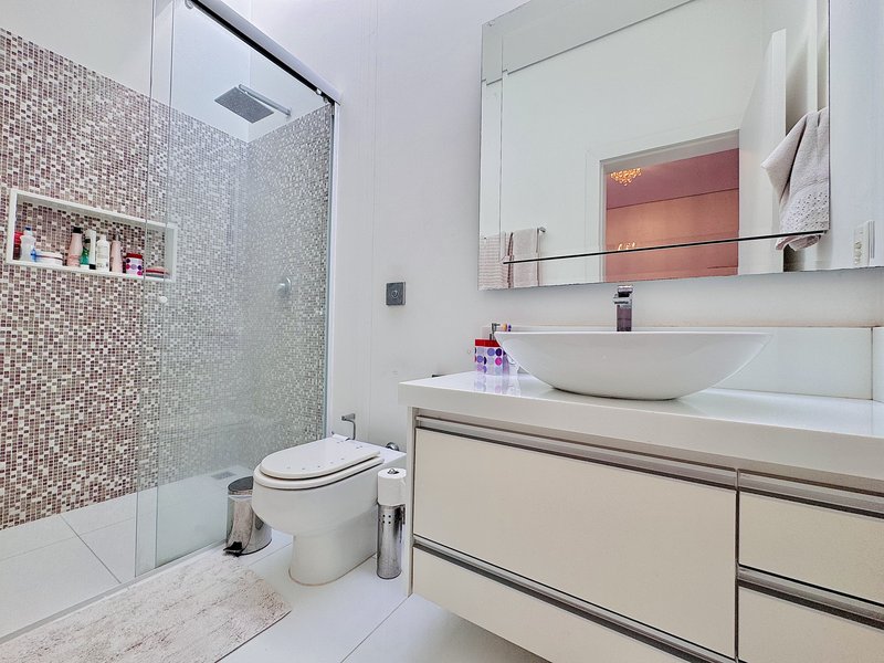 🏡 Sofisticação e Exclusividade no Condomínio Lago Azul  Araçoiaba da Serra - 