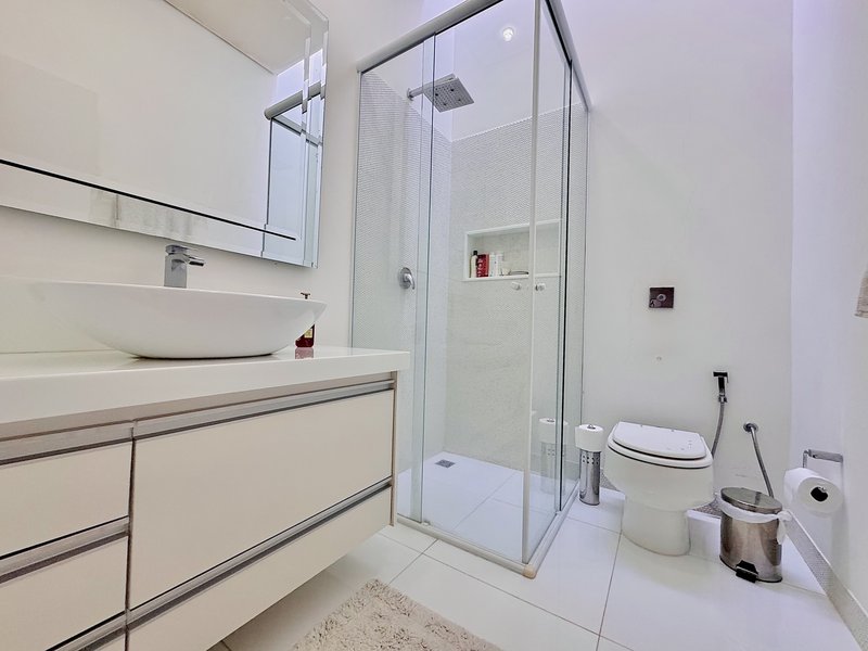 🏡 Sofisticação e Exclusividade no Condomínio Lago Azul  Araçoiaba da Serra - 