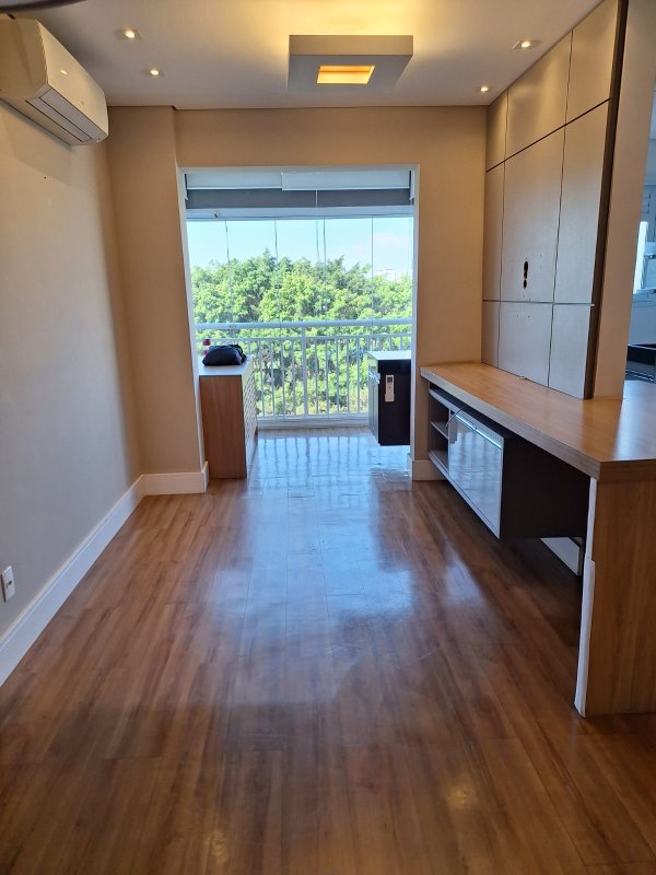 VENDO APARTAMENTO PRONTO PARA MORAR – 58m2 - PLANEJADOS DE PRIMEIRA QUALIDADE Rua Torres da Barra São Paulo - 