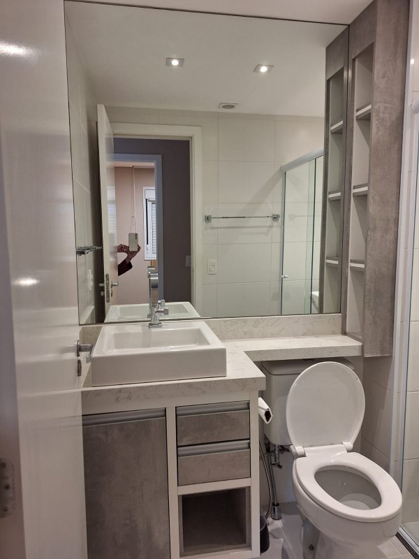 VENDO APARTAMENTO PRONTO PARA MORAR – 58m2 - PLANEJADOS DE PRIMEIRA QUALIDADE Rua Torres da Barra São Paulo - 